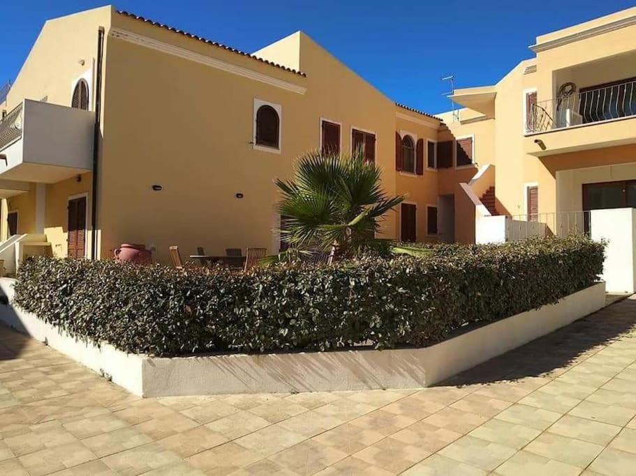 Case Vacanze A Santa Teresa Di Gallura Bagian luar foto