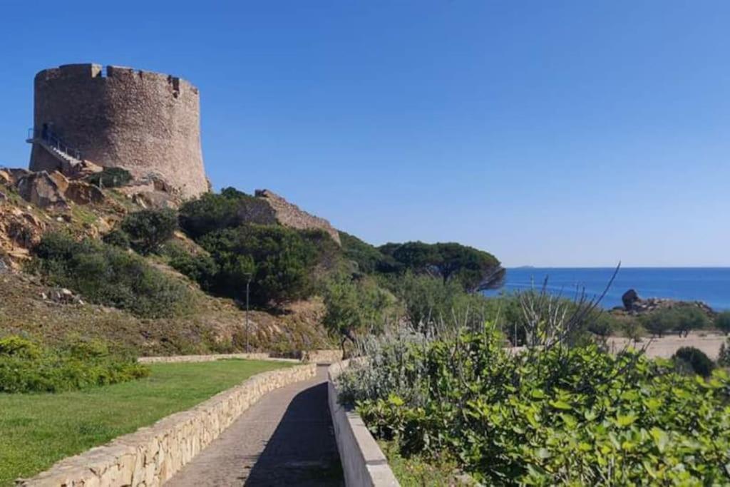 Case Vacanze A Santa Teresa Di Gallura Bagian luar foto